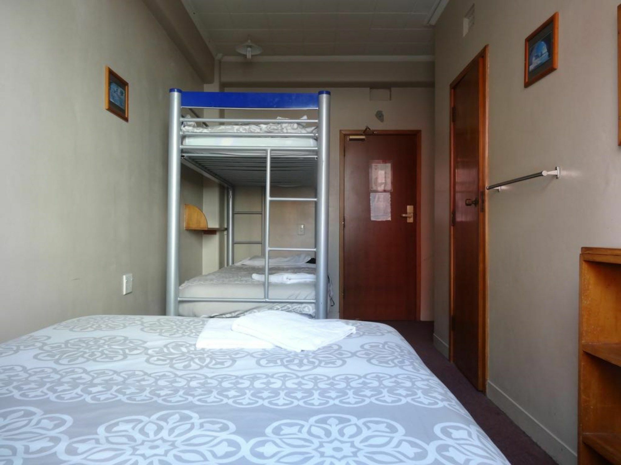 Lodge In The City Веллингтон Экстерьер фото